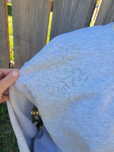 Load image into Gallery viewer, Rhinestone Famous Lip with Leopard Black Crew
